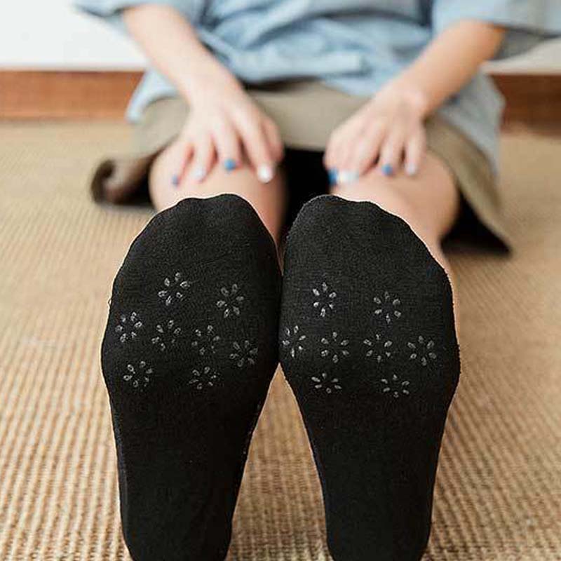 Shallow Mouth Ice Silk Silicone Non-Slip Socks