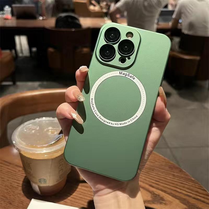 Magnetic Matte Phone Case Ultra-thin Hard Shell