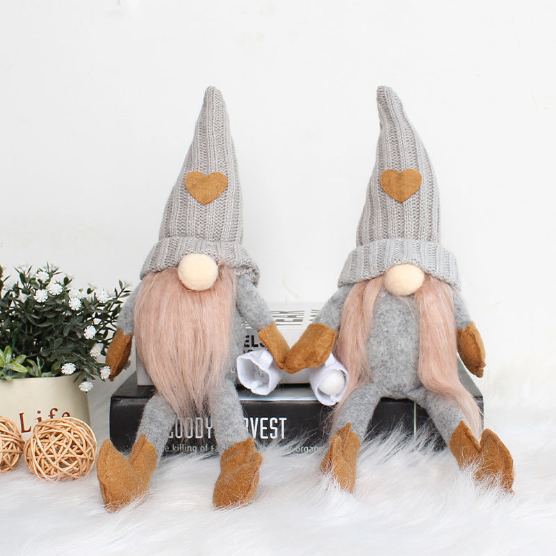 Knitted Faceless Doll Hand Grinding Coffee Ornament